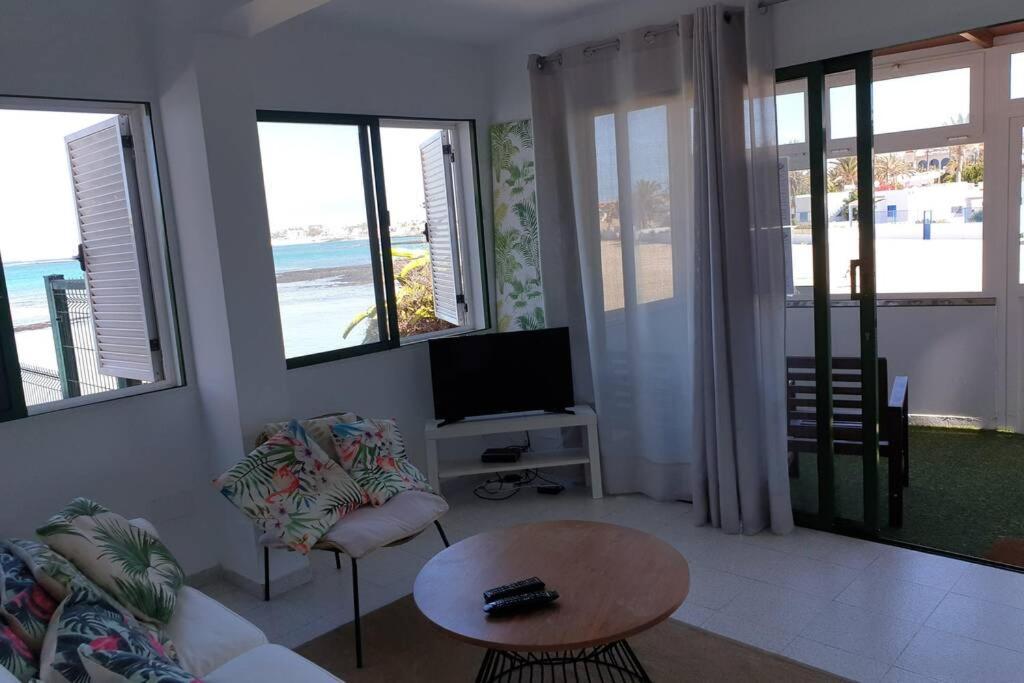 Relájate y disfruta Apartment Corralejo Exterior foto